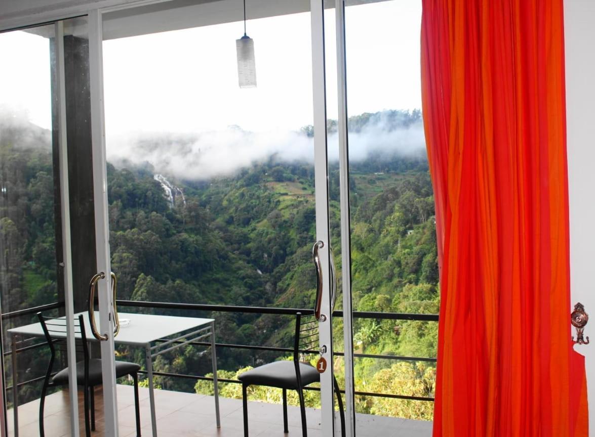 Ella Floating View Bed & Breakfast Oda fotoğraf